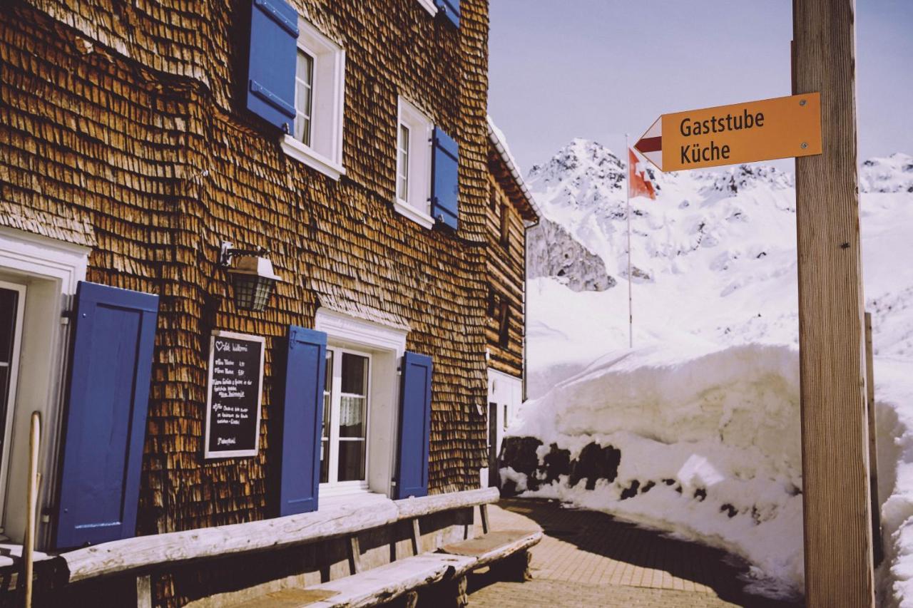 Berghaus Sulzfluh Hotell Sankt Antönien Exteriör bild