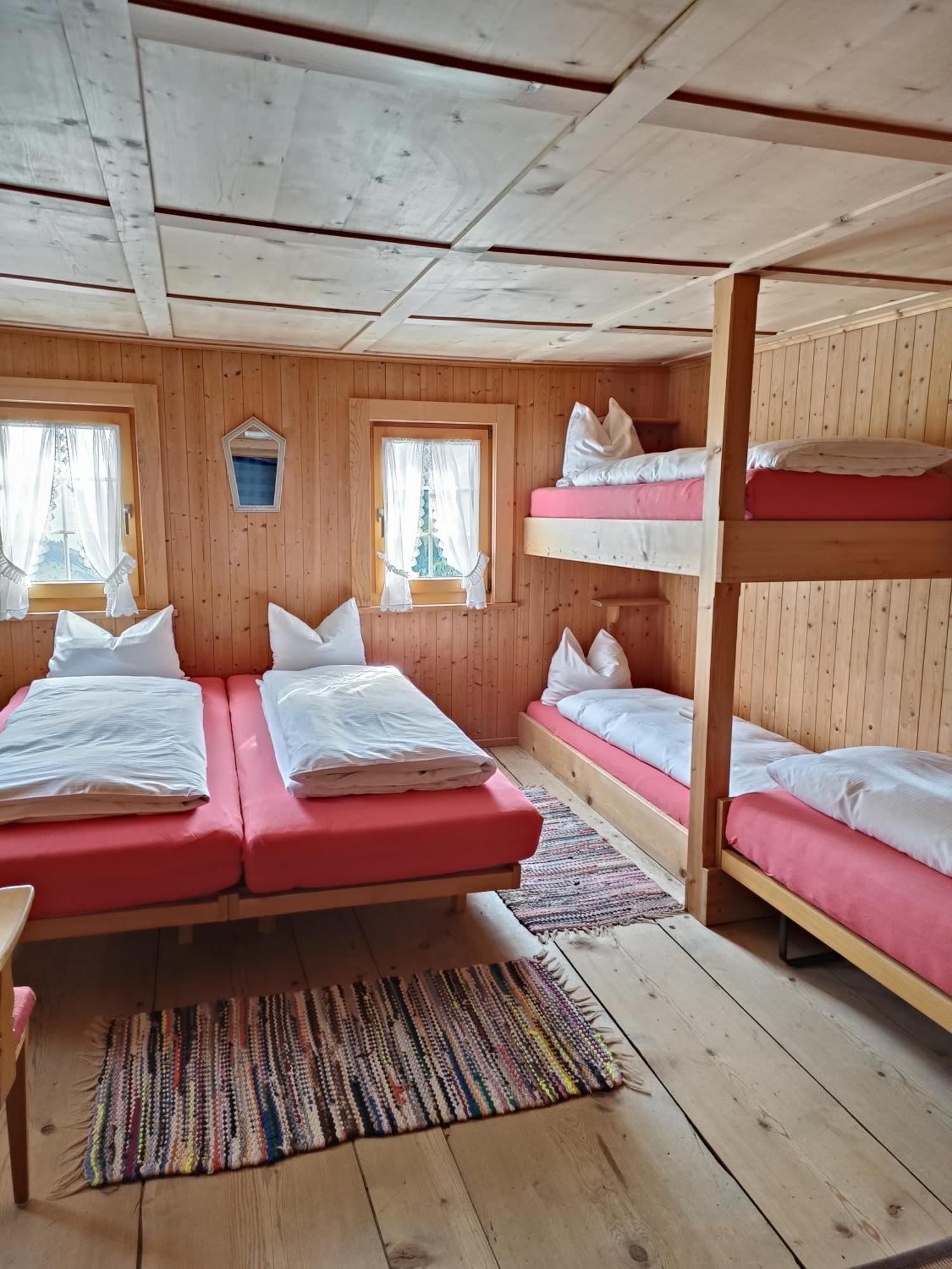 Berghaus Sulzfluh Hotell Sankt Antönien Exteriör bild